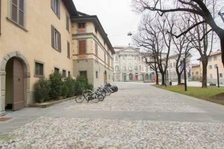 Papavero Accademia Carrara Bergamo Buitenkant foto